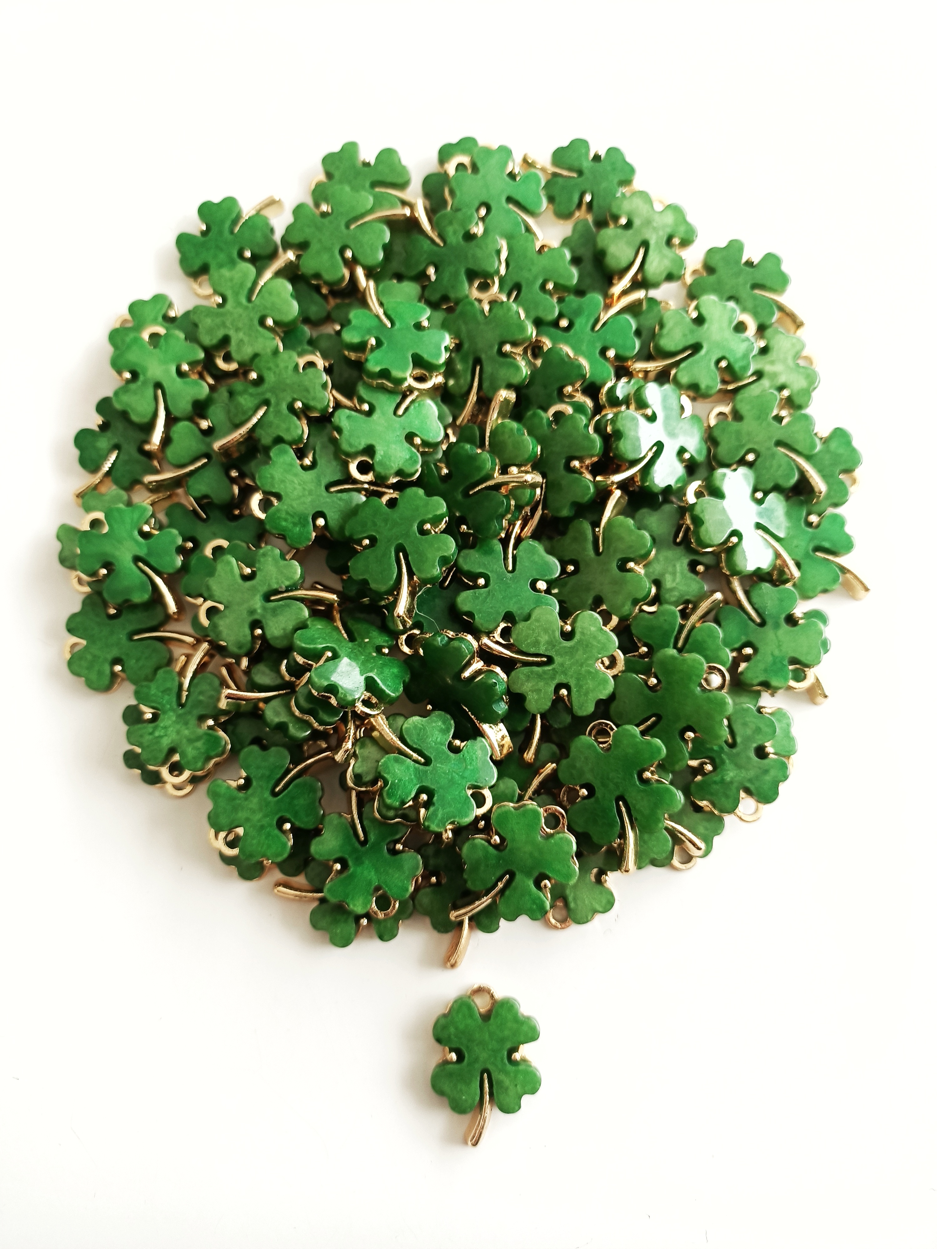 Gold Yeşil Yonca Tek Kulp Takı Ucu