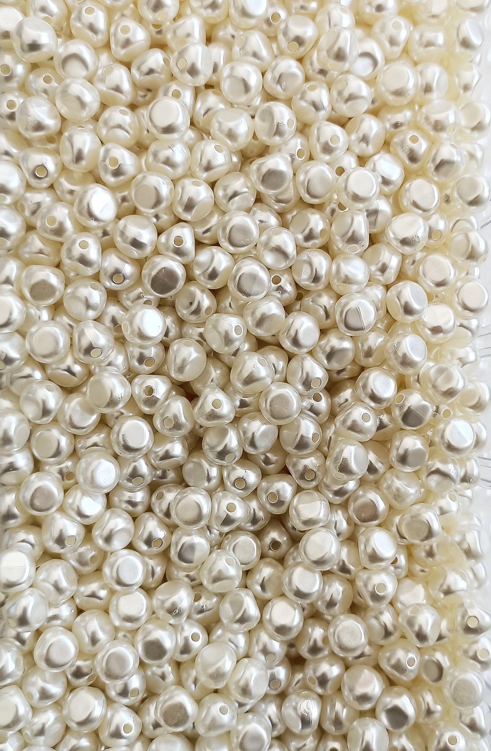 Şekilsiz Plastik İnci