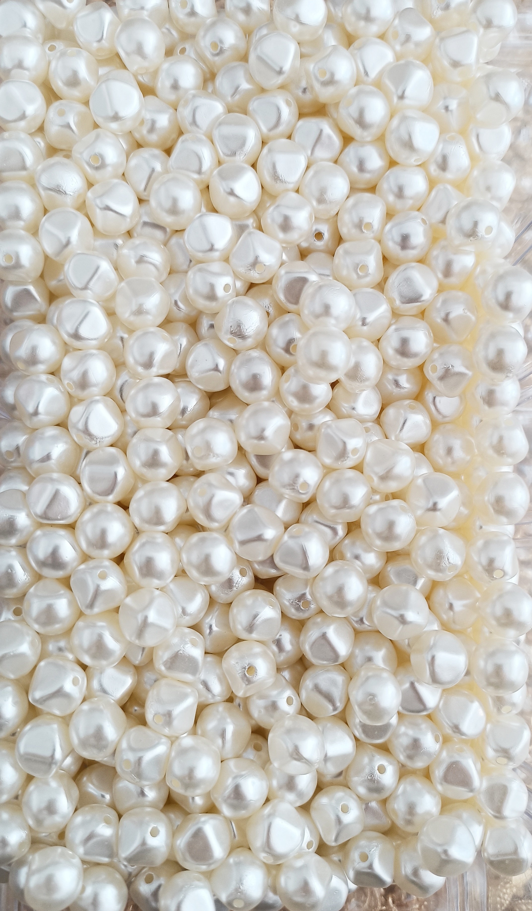 Şekilsiz Plastik İnci