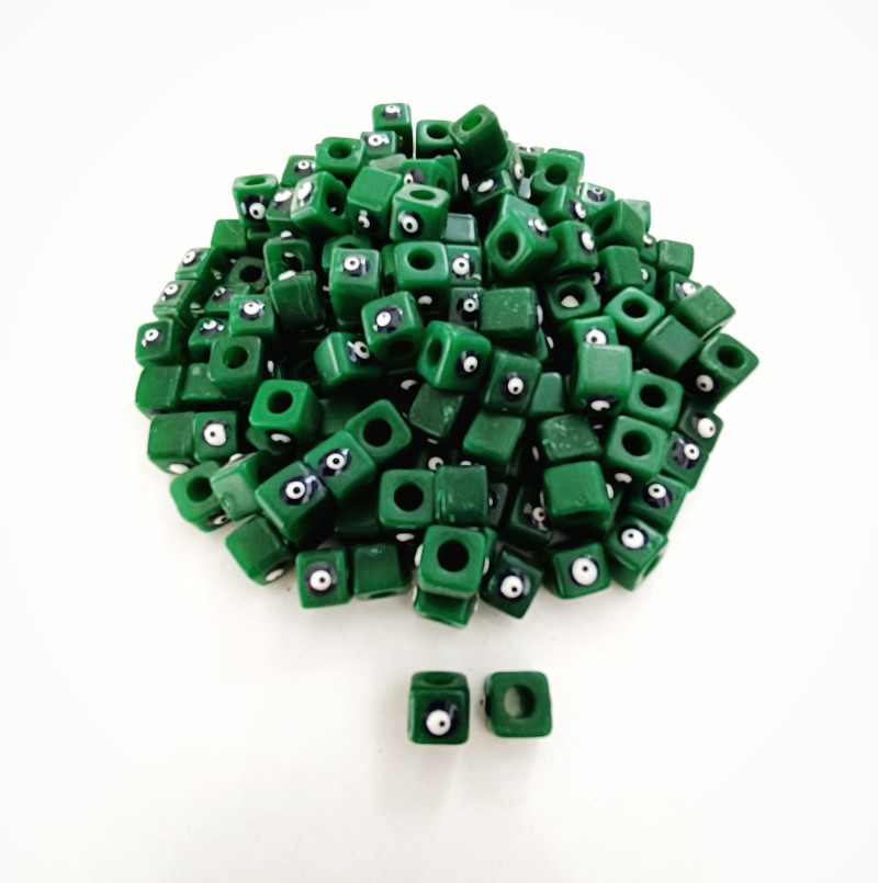 NAZAR BONCUKLARI > Plastik Nazar Boncukları