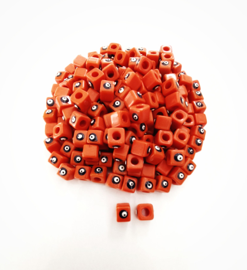 NAZAR BONCUKLARI > Plastik Nazar Boncukları