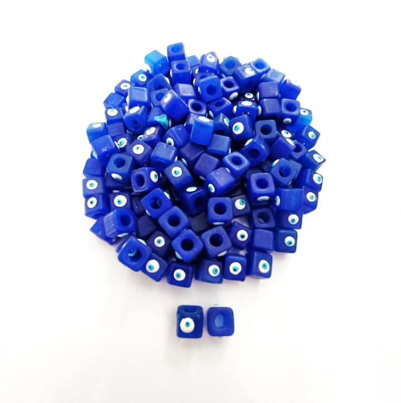 NAZAR BONCUKLARI > Plastik Nazar Boncukları