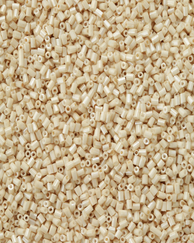 Mat Beyaz Kısa Boru Kesme Boncuk Boru0077